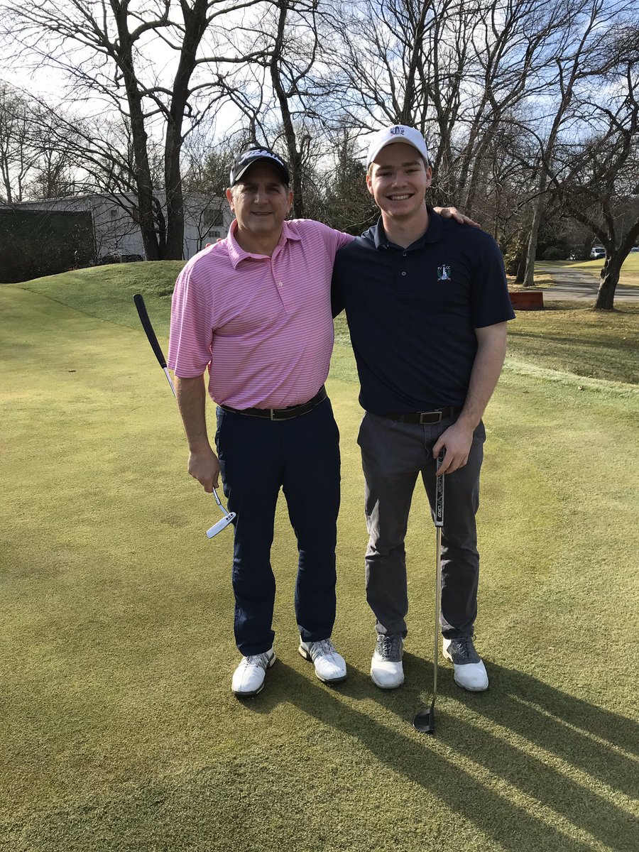 bhhsgolf's tweet photo. Great day on the course yesterday with this Hawk legend. Colin Sutyla ‘18, 2018 State Individual Champion and helped lead the Hawks to the 2017 team title, now an Iona College Gael.
#hawkfamily #hawkgolf #wintergolf https://t.co/gnwvoxlWC0