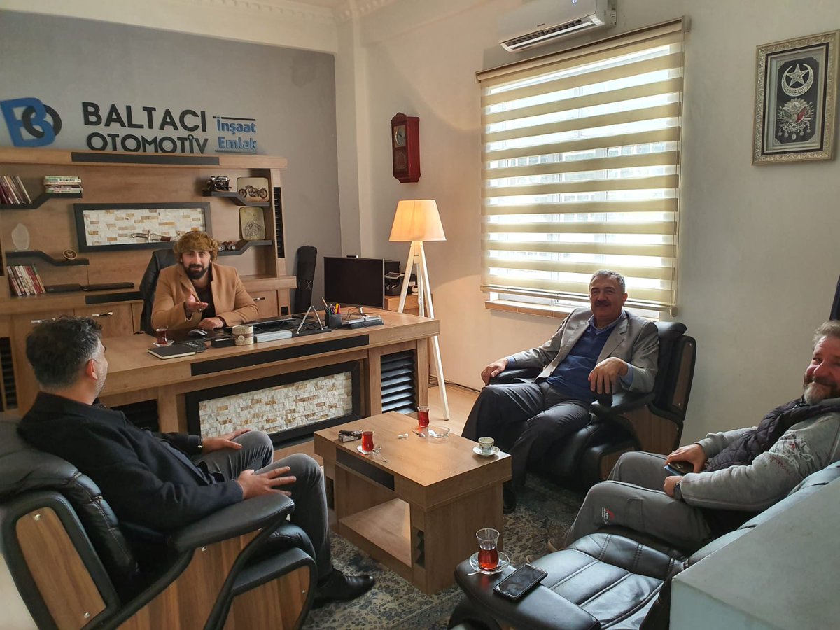 Baltacı Otomotiv sahibi Yönetim Kurulu üyemiz Sayın İsa BALTACI beyi ofisinde ziyaretde bulunuldu.