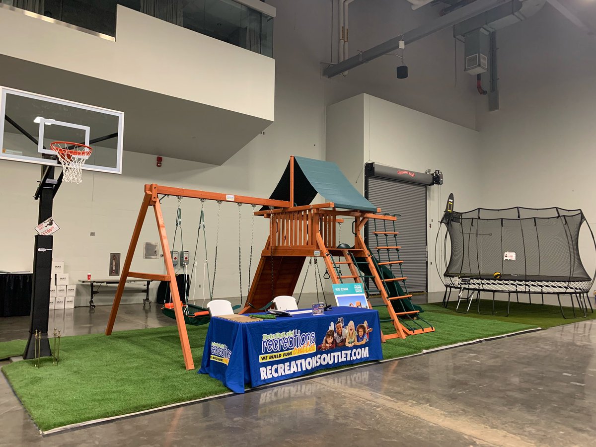 The Ohio Home + Remodeling Show is fun for all ages! Stop by @recreationsoutlet at booth # 101  and enjoy some good old-fashioned playground fun! 🏀 #ohiohomeshow #recreationsoutlet #playground #backyardplayground