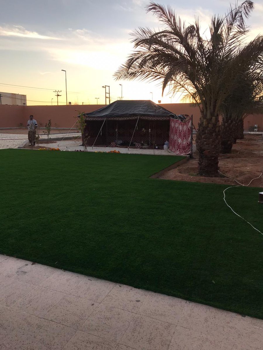 alazmi_company's tweet photo. " استراحة البصيرة للإيجار اليومي " 
 حرمة الشرقية ( حي البصيرة ) 
   خلف محطة السبهان 

مكونة من قسمين متكاملة :
3 جلسات خارجية + بيت شعر 
خيمة خارجية + مجلس + مقلط  
صالة كبيرة + مجلس صغير
غرفة نوم + مطبخ + دورات مياة 

للحجز والاستفسار  مكتب العازمي للعقارات 
⬇️0554245632 https://t.co/8xhLDbgVh2