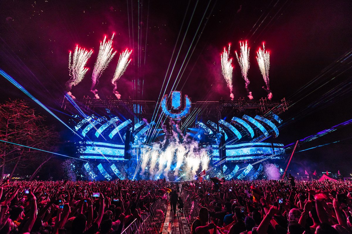 ultra's tweet photo. The last four Ultra Main Stages from Bayfront Park 👀

Which one was your favorite? https://t.co/XTeVEKmti2