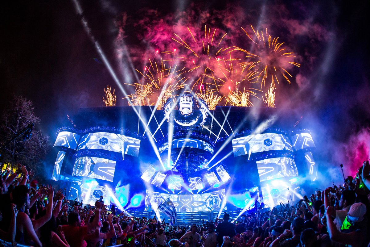 ultra's tweet photo. The last four Ultra Main Stages from Bayfront Park 👀

Which one was your favorite? https://t.co/XTeVEKmti2