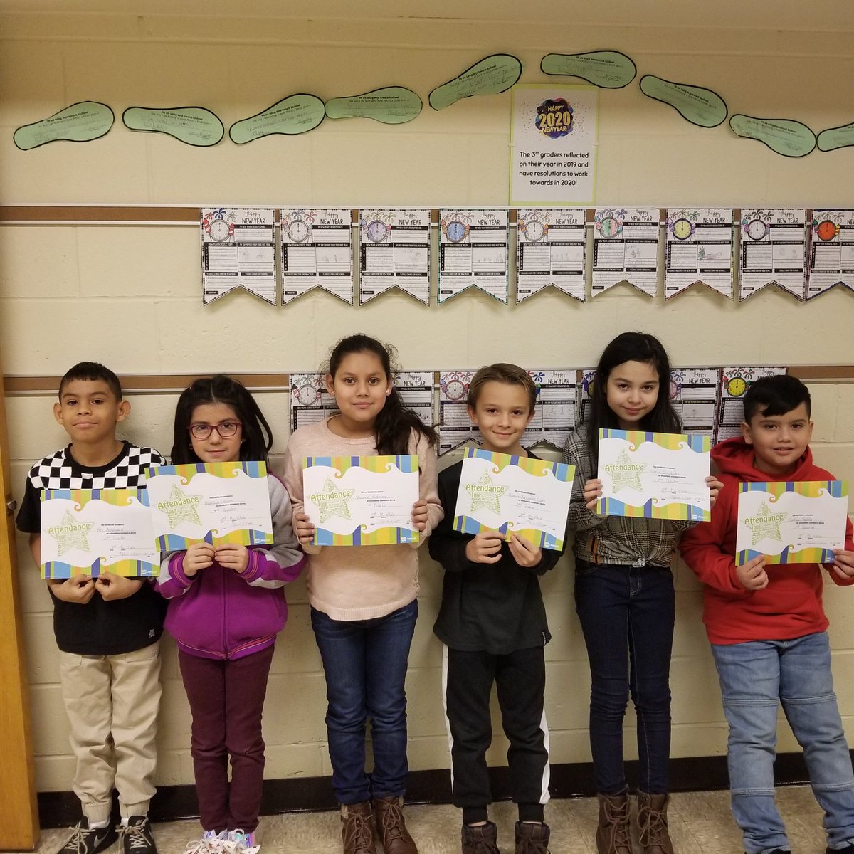 MissVitale's tweet photo. Congratulations to these recipients of the Outstanding Attendance and Principal's Pride award for the second quarter!!🌠 #3rdgrade #d84ontrack @D84Pietrini https://t.co/s9qtMBHRCt