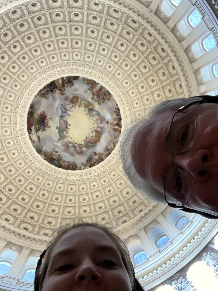 SkConway17's tweet photo. It got to the point where my dad asked to take pics like this https://t.co/phgIJ7ltKf