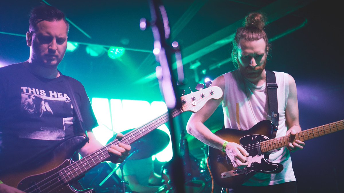 MonetJS22's tweet photo. Highlights from an awesome show at @StrummersFresno with band @bearhandsband 

Follow my https://t.co/IbiVEinZWN

#fresnophotographer #music #events #liveevents #centralvalleyphotographer #fresnostate https://t.co/FbaoPeJzTH
