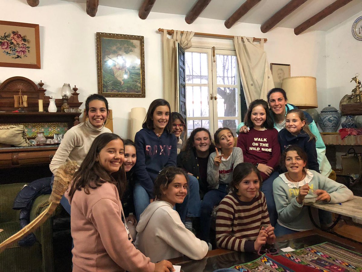 ADasuncion's tweet photo. Fantástica convivencia del Mini A 🏀 en Riogordo para retomar de cara a la segunda vuelta y coger fuerzas!!! 😍
#TeamADA
⭐⛵➕ https://t.co/enq4gLe6zP