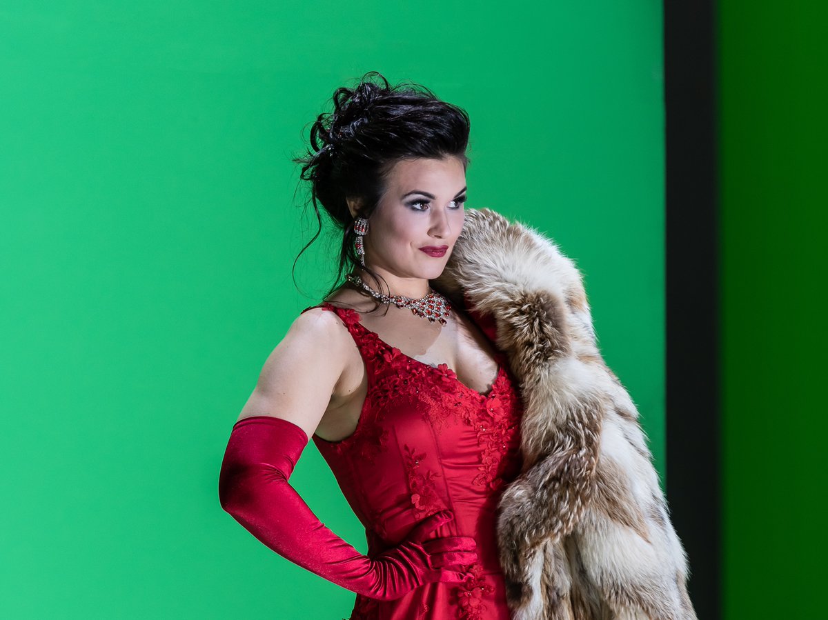 live_ashland's tweet photo. Don Pasquale by @TheRoyalOpera is coming in 1 week! 

Come join us to watch this comedic opera on January 19 at 10am and January 20 at 1pm at the Varsity. 

#ROHDonPasquale https://t.co/0ThUYHRTRo