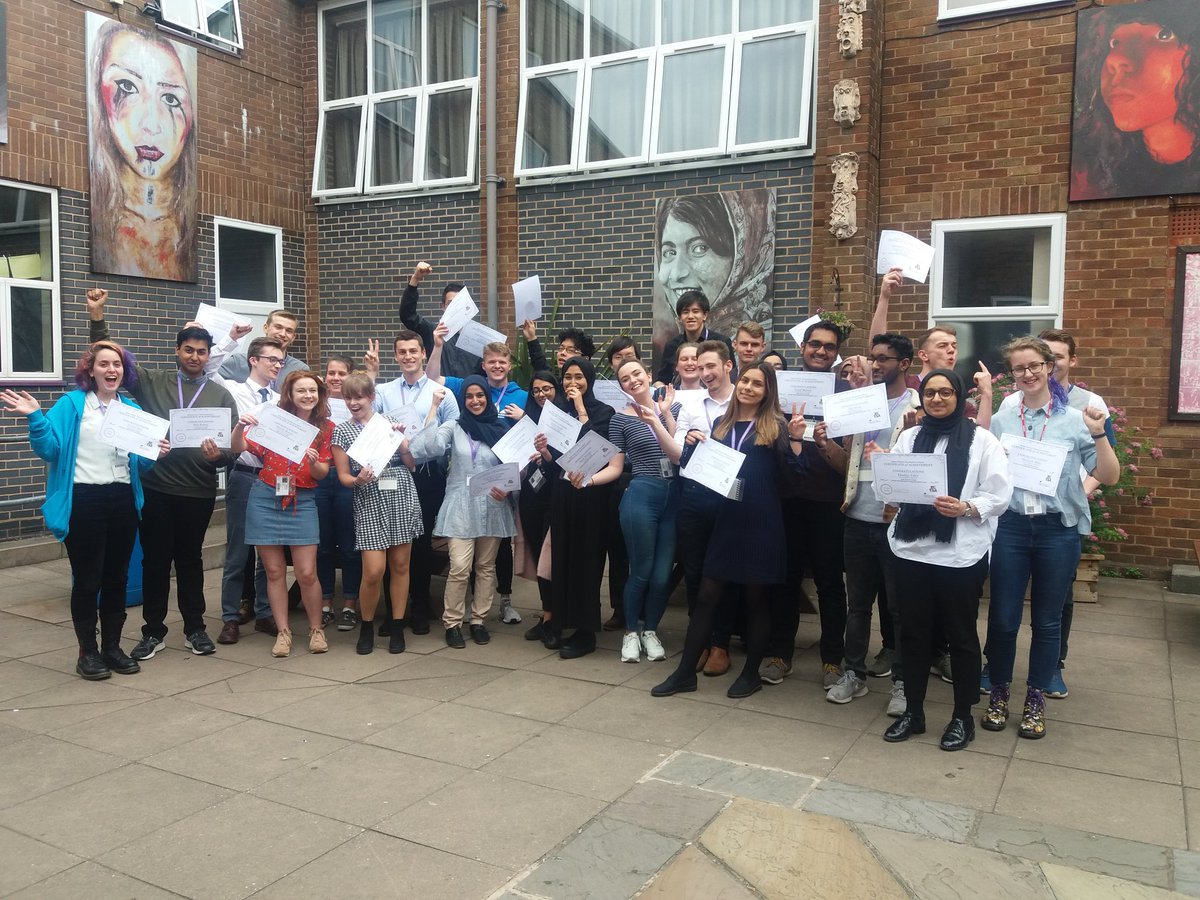 bctsa_training's tweet photo. Hi @BrumHour. We are very excited to share details of our paid summer #internship opportunities within our partner secondary schools here in #Birmingham! 4 weeks to try out #teaching - #Maths and #Physics Uni students. https://t.co/sMqnQCypLk Thanks #brumhour https://t.co/IN9xgfKgws