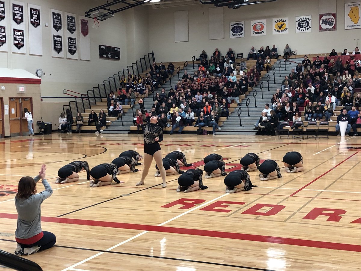 goDCHSathletics's tweet photo. Great job D-C Dance Team! https://t.co/ByquNCNPeS