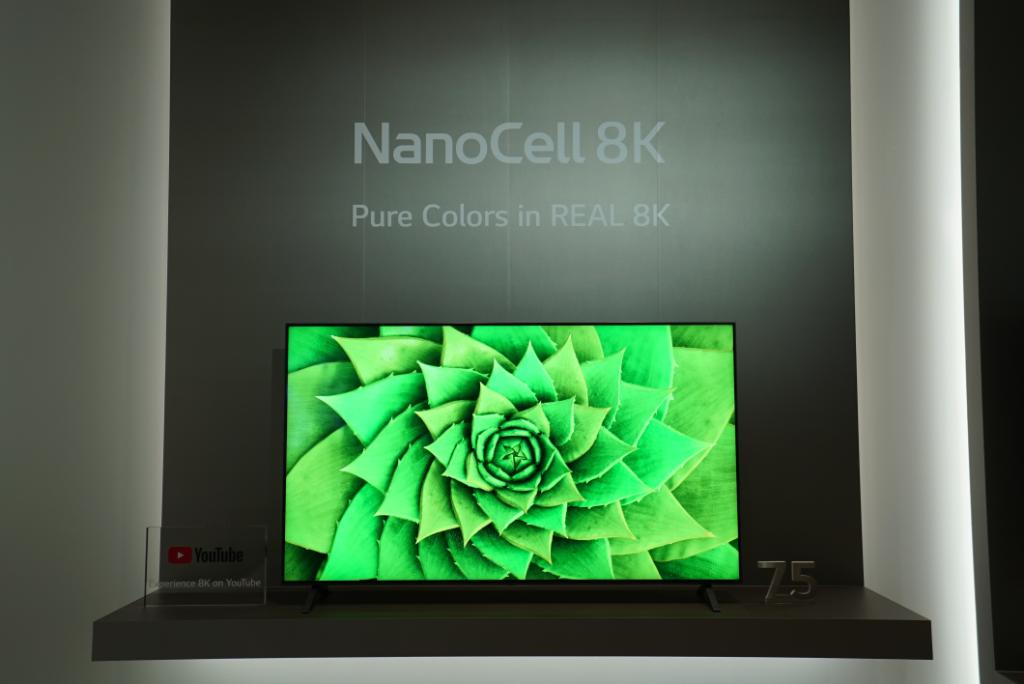 lg_colombia's tweet photo. 📺✨Televisores enrollables, pantallas ultra delgadas y el primer LG TV OLED 8K son algunas de nuestras novedades presentadas en el #CES2020
¡No te las pierdas!🤩 Conócelas todas aquí 👉 https://t.co/5Lxv7rHUIo
#LGOLEDTV #LGNanoCellTV #LGCES2020 https://t.co/SQQuuPFXK9