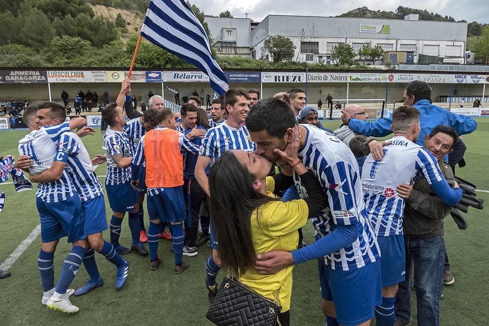 Autor del gol de la salvación la temporada pasada. Será de Ceuta, pero Cabre es PURO IZARRISMO. ¡¡Cabre uno di noi!! 💪🏽

¡¡¡Enhorabuena y a por muchos partidos más, <a href="/J_Cabrera89/">Juan Antonio Cabrera</a>!!! 💪🏽💙😉