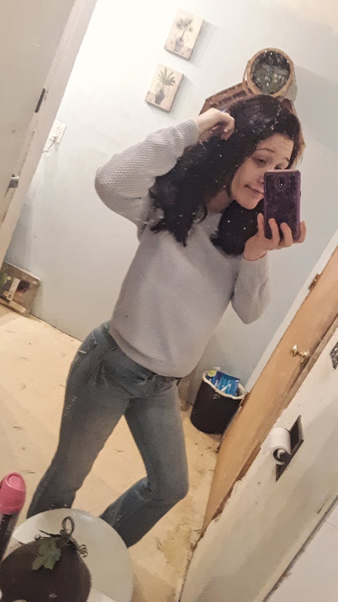 AnthonyKayli's tweet photo. Couldn't decide so y'all get two 🤷🏻‍♀️ https://t.co/vZTCsxGRDt