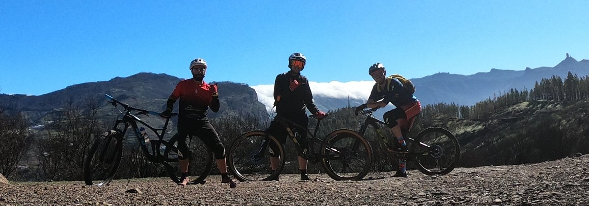 KevinArencibia's tweet photo. Domingo de ruta en artenara #grancanariaparaísomtb #artenara #gopro #hero7 #goproes #goprospain #grancanaria #grancanariainsolita #canarias_ok #paraisomtb #canarias #gtsensorexpert #gtbycicles #gtfactoryracing https://t.co/Ii1BXQTOdp