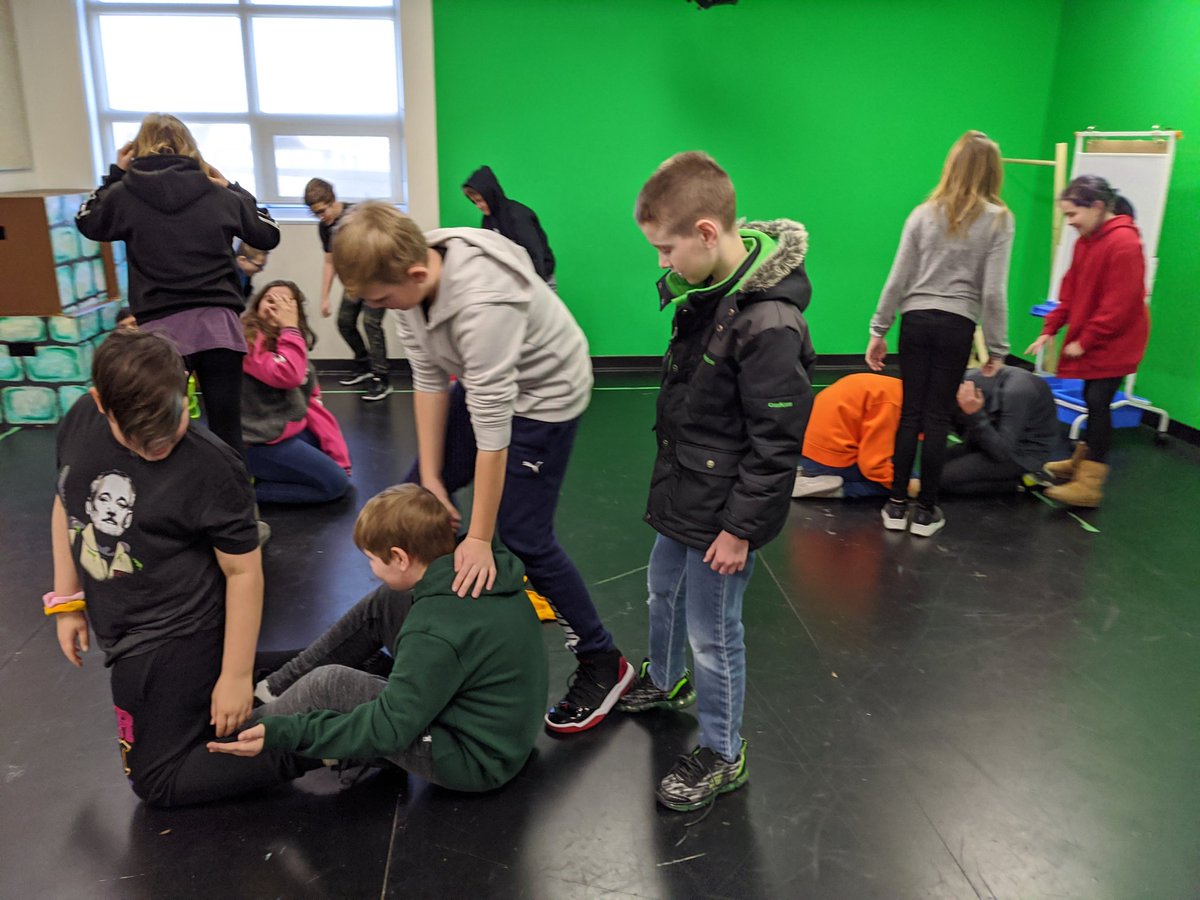 MswRvs's tweet photo. Students in Grade 6/7 Drama using collaboration, innovation, and movement skills like levels, stillness, and gestures to express objects or scenes through tableaux activities. It was so amazing to see how different groups showed the same ideas! #rvsed #hcsrvs @heronscrossing https://t.co/uu9fDozab7