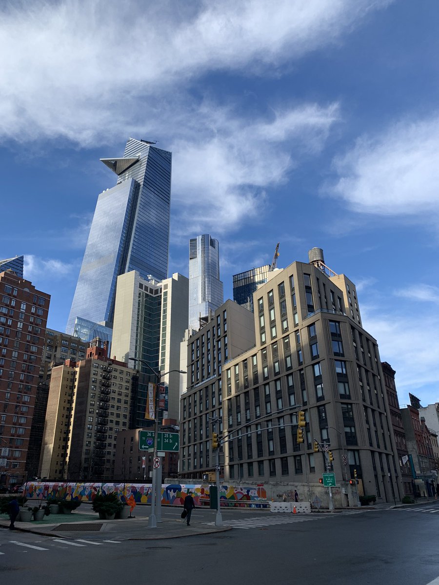 amandala's tweet photo. Couldn’t ask for a prettier January morning in NYC to kickoff #NRF2020 https://t.co/pCzT1KrgQP