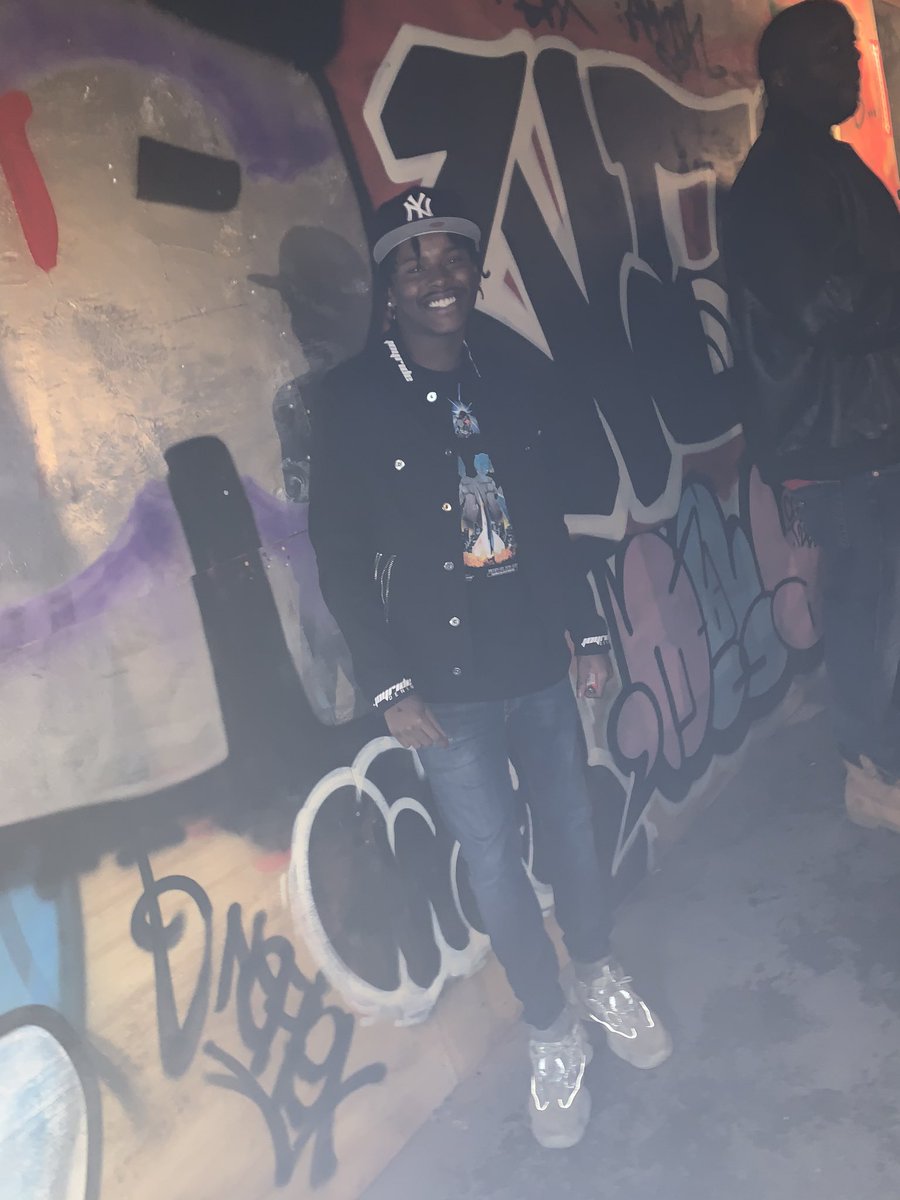 TooWavey__'s tweet photo. One Of A Kind Donโt You Ever Call Me Basic ๐๐ฟ #ItsTheWave https://t.co/jBj2kCRiqe