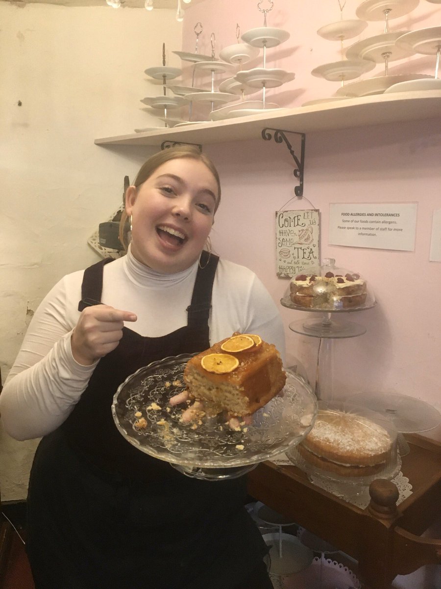 Here’s Briony modelling our sticky orange marmalade vegan cake. We have vegan cakes on offer all through Veganuary ❤️