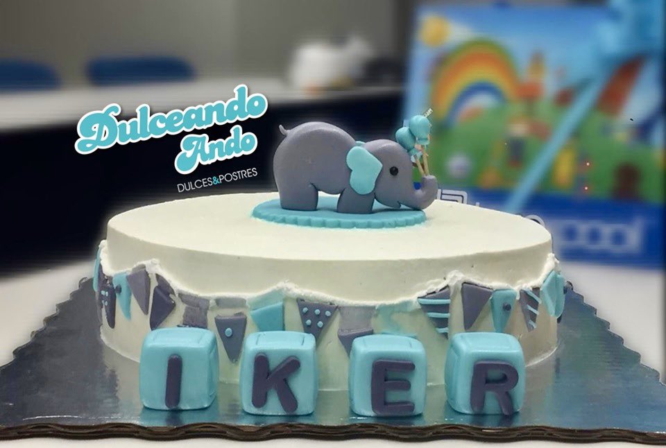 DulceandoAndo's tweet photo. Bienvenido Íker 👶🏼🐘🍰 

#pasteldelcioso #delicias #mesasdulces #babyshower #fondantcake #elephant🐘 #eventoscorporativos #eventosinfantiles #DulceandoAndo #trabajandoando https://t.co/7APYY6nEWp