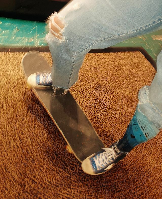 Sk8ter boi. She said, “see ya later boy” ift.tt/2FGGWlH