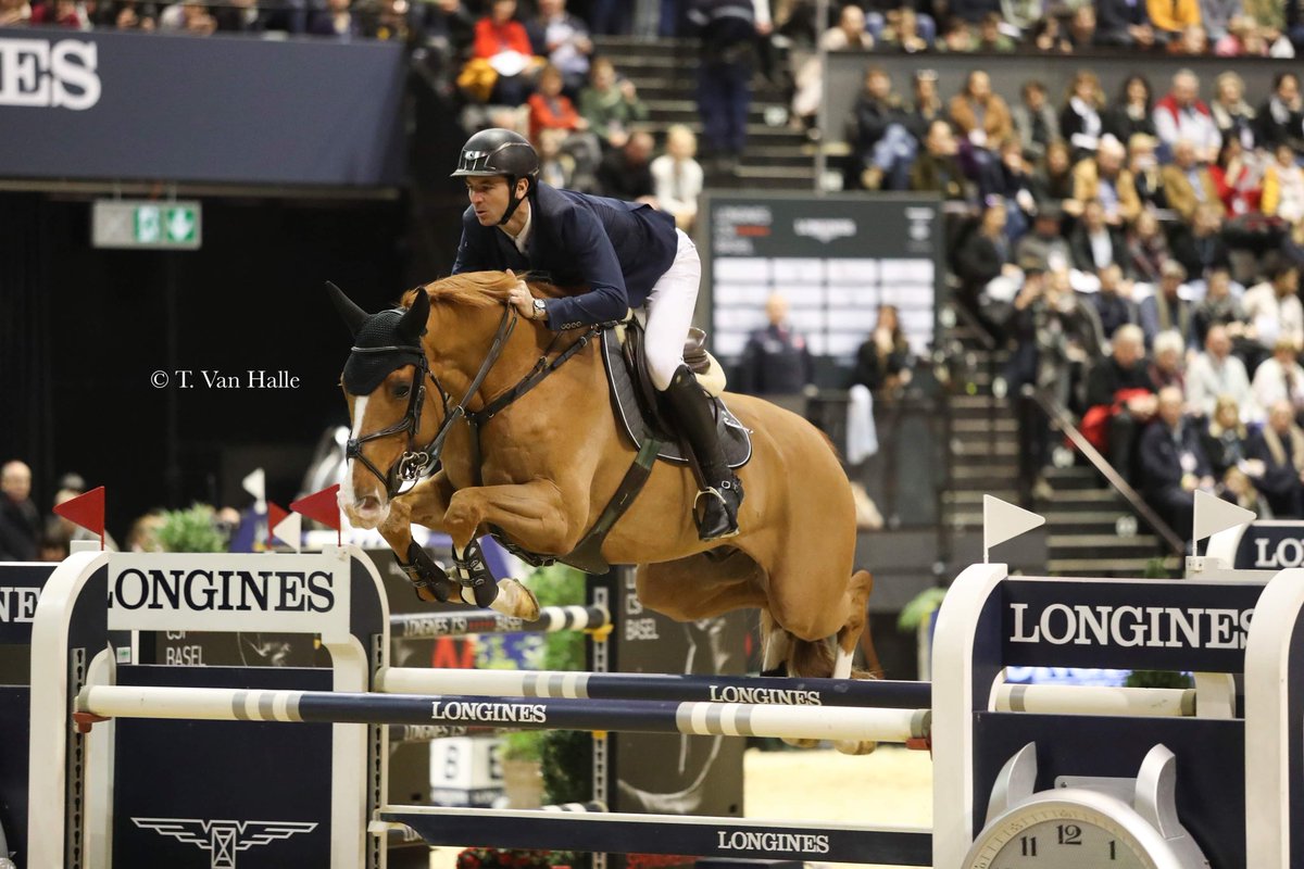 What a champion <a href="/steveguerdat/">Steve Guerdat</a>  , nice victory @CSIBasel <a href="/samshieldglobal/">Samshield</a>