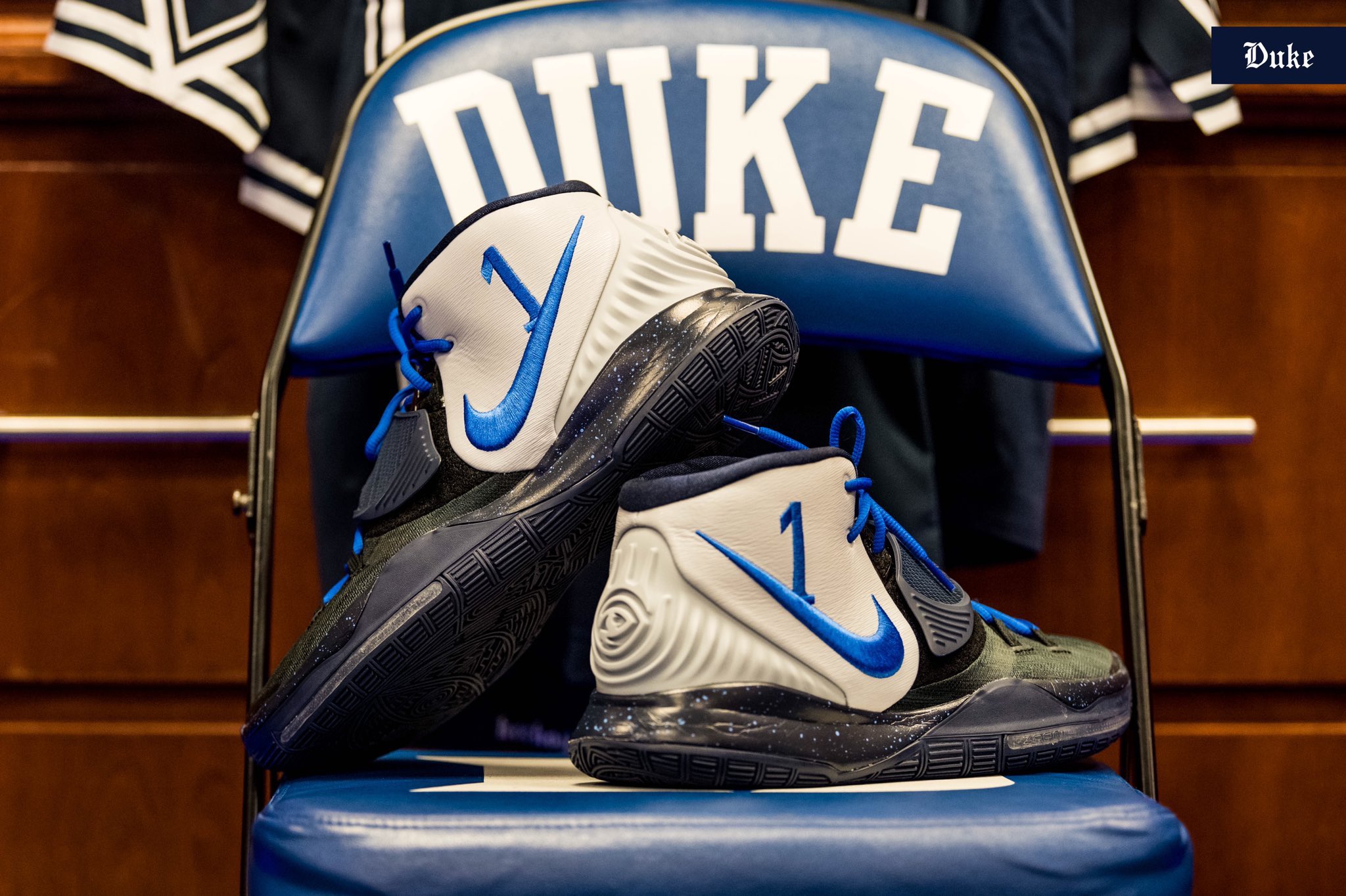 kyrie 6 duke pe