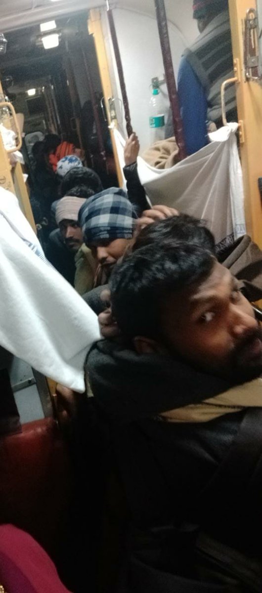 akshu_jain02's tweet photo. Dear @PiyushGoyal Sir,
This is the condition of Train no. 22911
In Coach AC3
Is this should be condition of Ac coach?
Then what's the d/f between Ac and general coach
#Patheticmanagement
#Shameonindianrailways
#Unsurvivalcodition
@PiyushGoyal
@PiyushGoyalOffc
@RailMinIndia https://t.co/ThKSVlfscG