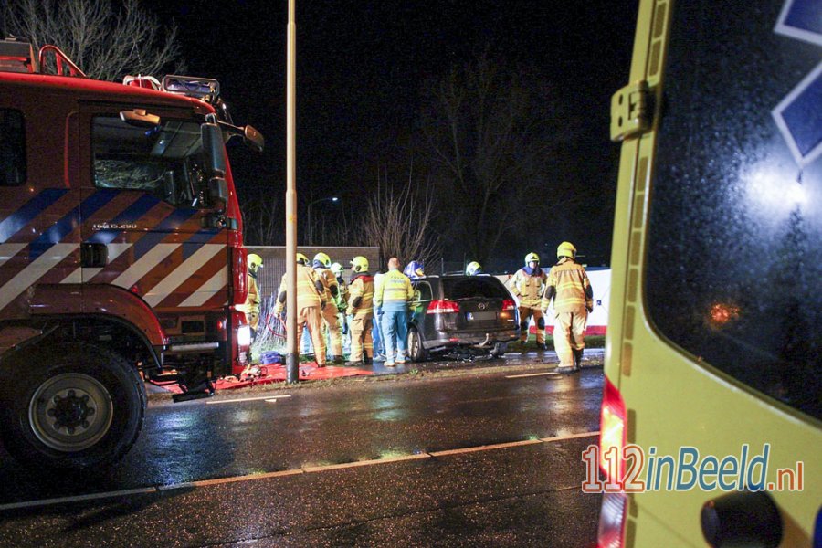 Hulpdiensten rukken massaal uit voor ernstig ongeval in #Nijkerk. 112 in Beeld.