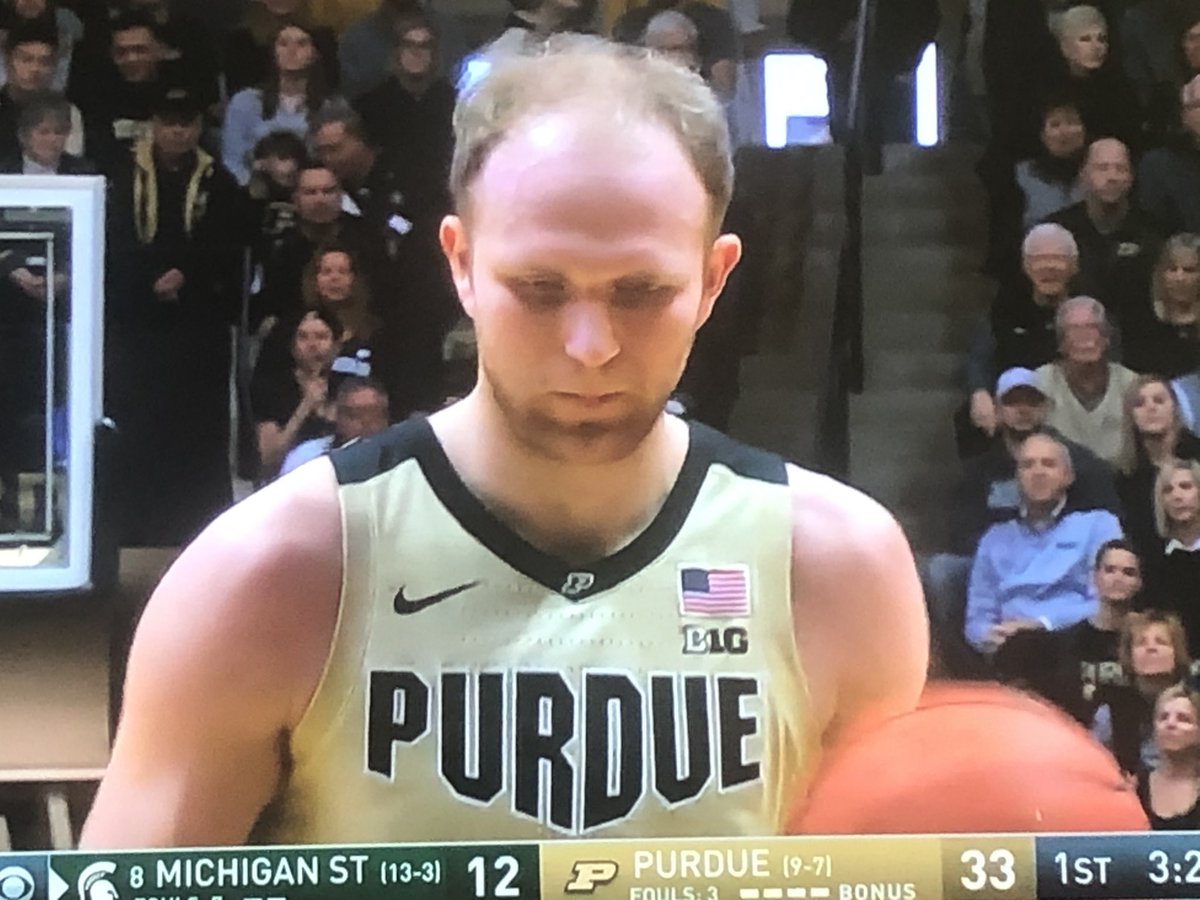 ByJayClemons's tweet photo. Iโm in my mid-40s ....... and still look younger than this ringer on #Purdueโs team. Good lord ... how is he NOT related to Brian Cardinal or George Karl??? ๐๐ #MichiganState #ThisGameStinks https://t.co/WqgpWq67mR
