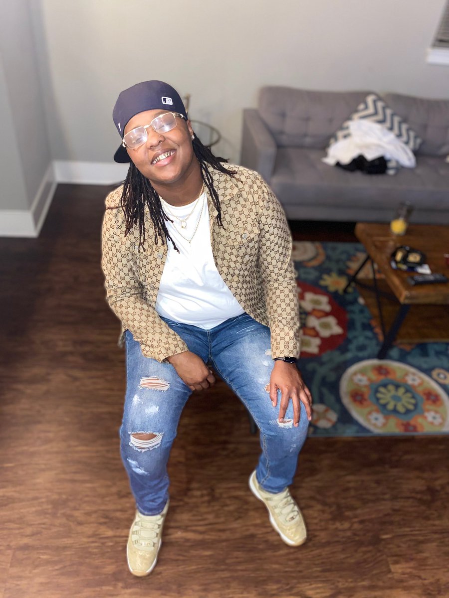 ThugLifeShay_'s tweet photo. Life is pretty good 🖤🥶 https://t.co/qSiQgB3P2Q
