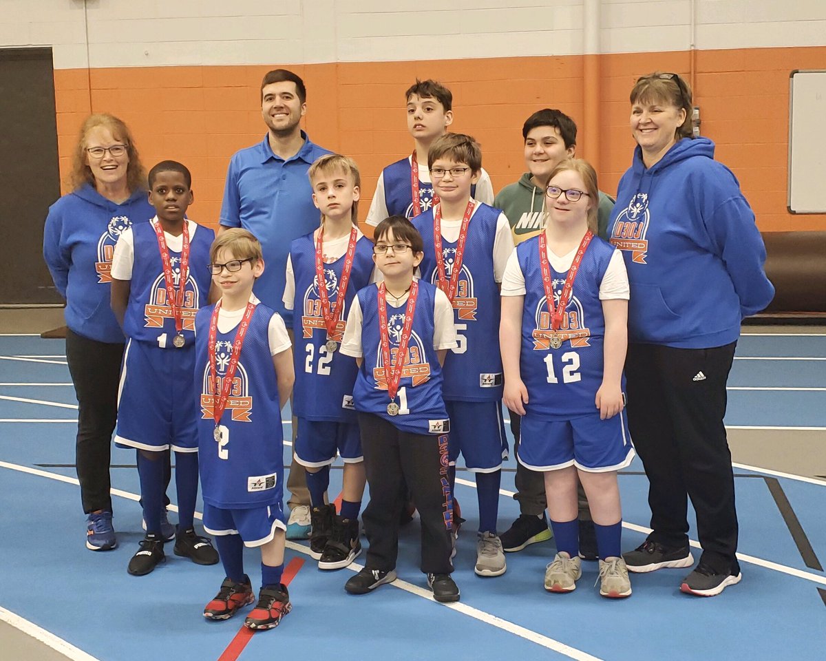 D303UnitedSO's tweet photo. So proud of the @D303UnitedSO #BraveAttempt against the giants from Cove Jr High! We’re taking home the silver medal from the Regional Tournament! Thanks for your excellent coaching Coach Borrico, @Misner_PEteach and @ShonaPT303 ! Thanks @SO_Illinois for an excellent tournament! https://t.co/zeAy1J29H4