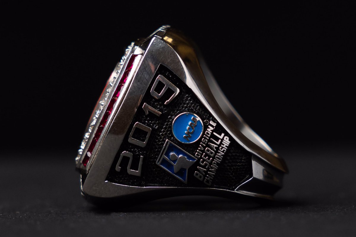 OmahaBSB's tweet photo. Put a ring on it. 💍

#EveryoneForOmaha | #OmahaBSB https://t.co/IGkBfgOQBB