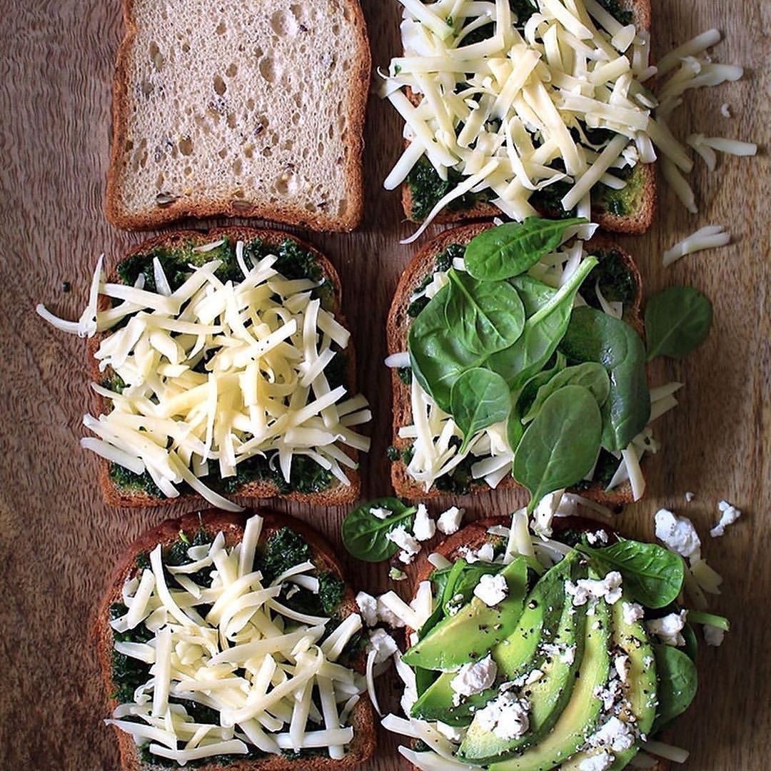 HometownOff's tweet image. Green goddess grilled cheese 🧀 🌿⠀
Love this? Then follow HometownOff 💚⠀