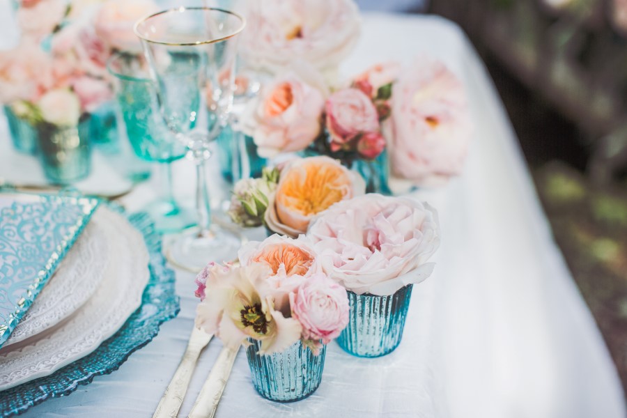 MrsPandP's tweet photo. An ethereal Lady of the Lake wedding styled shoot with pretty aqua, peach, pink and gold detail
Images @PhotoByAM with Concept @lizcakeemporium 
https://t.co/E2zweIF649 Crockery / crystal and cutlery @duchessbutler https://t.co/mDPYevU5hb