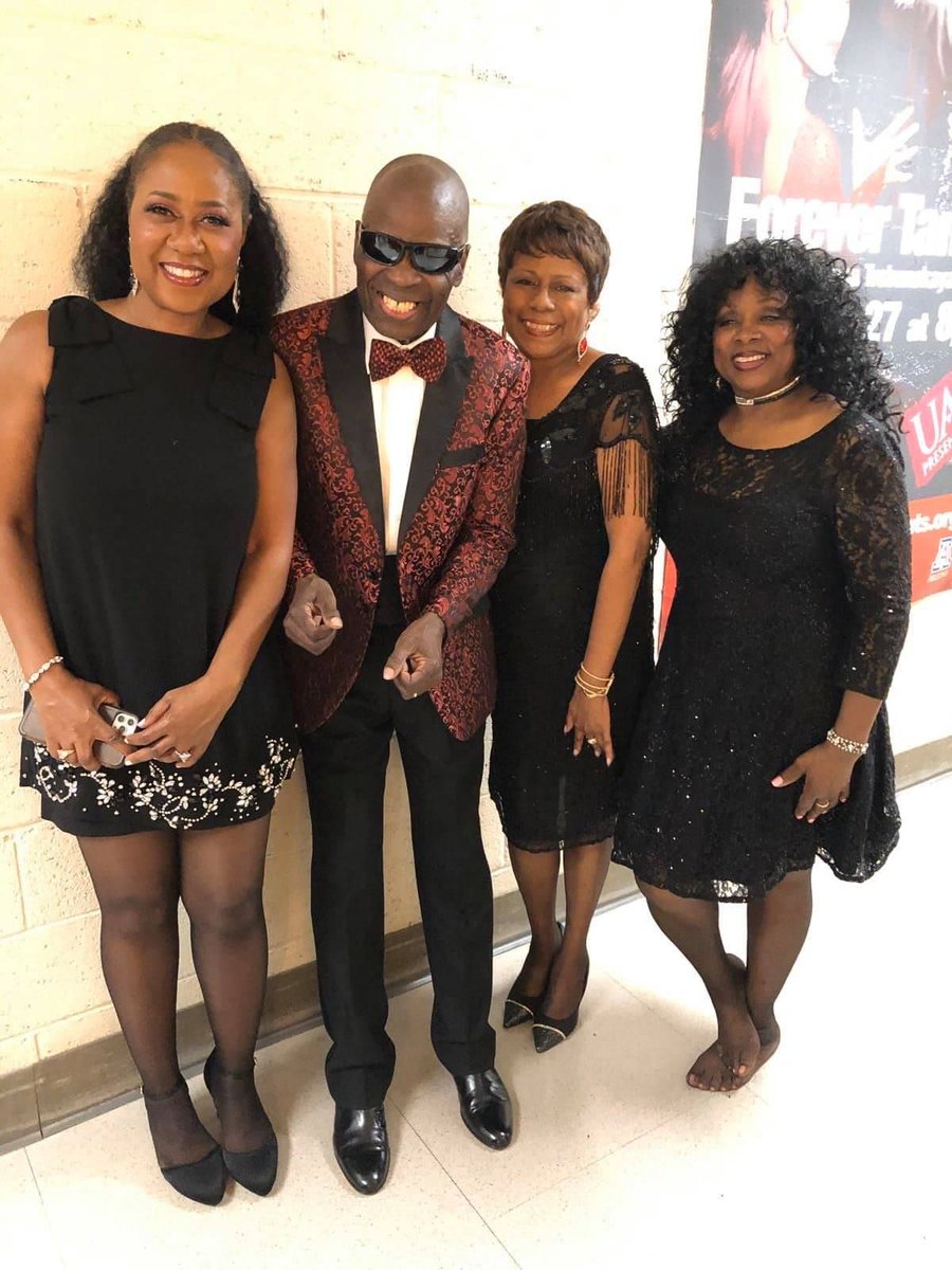 Raelettes Hashtag On Twitter twitter