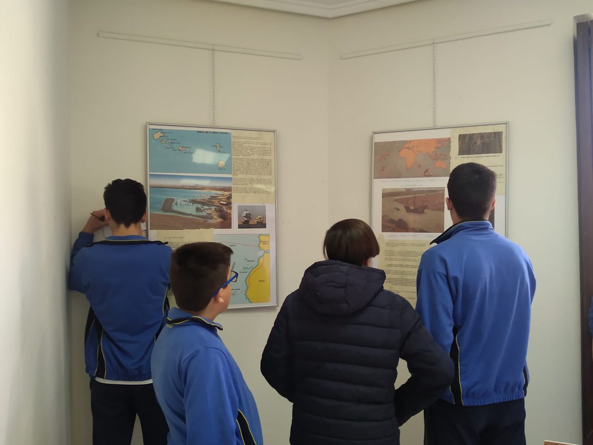 Cluny_Novelda's tweet photo. ⚓500 anys de la primera volta al món!
Al Gómez-Tortosa, 3er ESO ha recorregut esta setmana l'exposició de les expedicions de Magallanes i Elcano.
Quantes aventures!🌍⚓

#tempsd'exploradors
#descobrintelmón
#SecundàriaCluny
#ClunyNovelda https://t.co/BPlUPCrjHw
