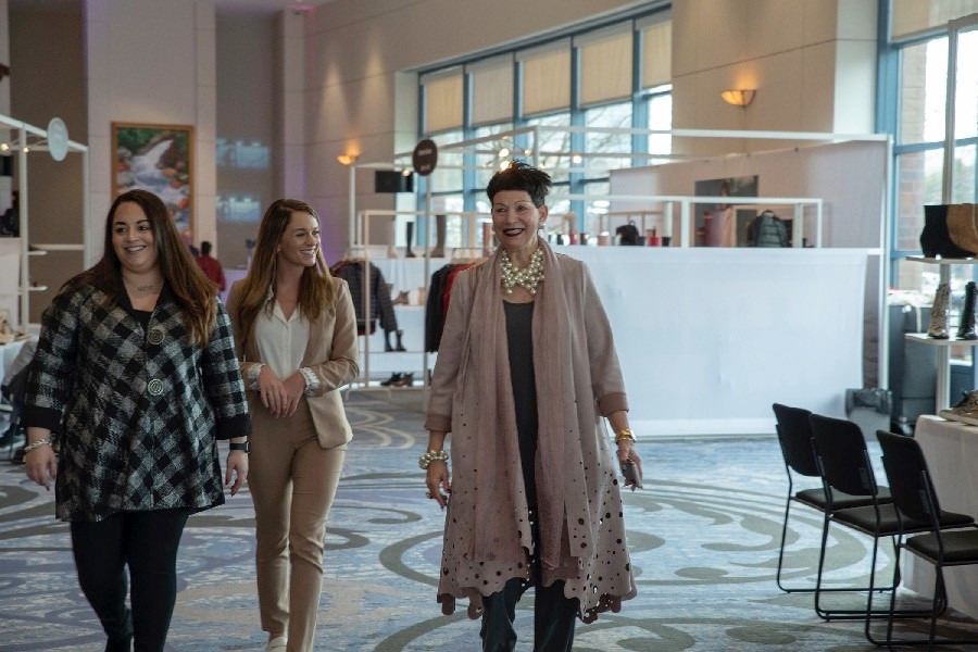 Our amazing staff busily preparing to welcome you to the Feb #AtlantaShoeMarket from Feb 15-17. We want you to make the most of your time with us in Atlanta. So, here’s the #FloorDirectory to get lost in those #TASMStreets #TASM2020  #TASMHospitality
atlantashoemarket.com/floor-plans/