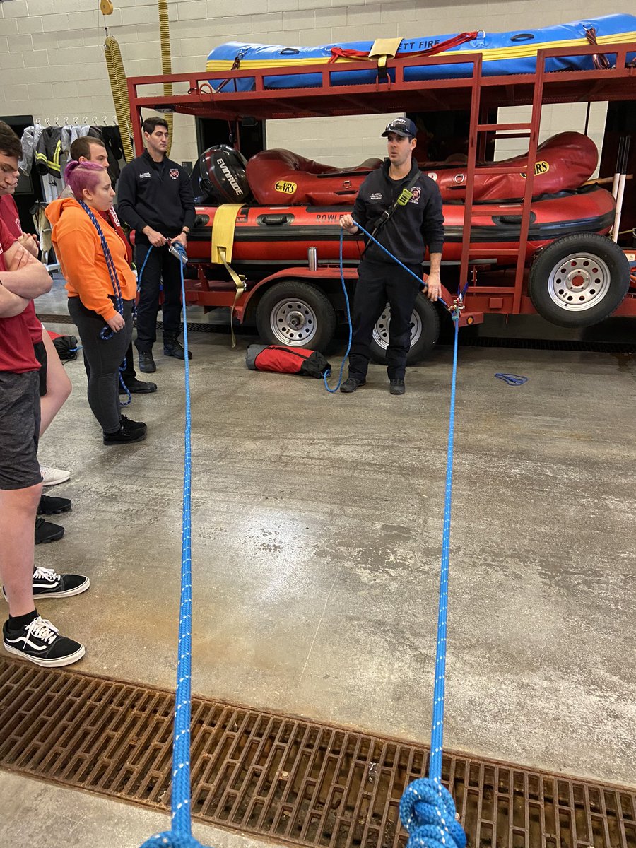 ExplorerPost1's tweet image. Saturday Morning Training! Ropes, ladders, mechanical advantage, and a few bunker gear drills to kick the year off