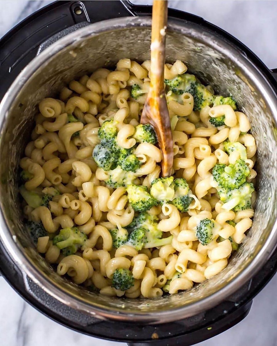HometownOff's tweet image. Healthy Instant Pot Mac and Cheese 🧀😍⠀
Love this? Then follow @HometownOff 💚⠀