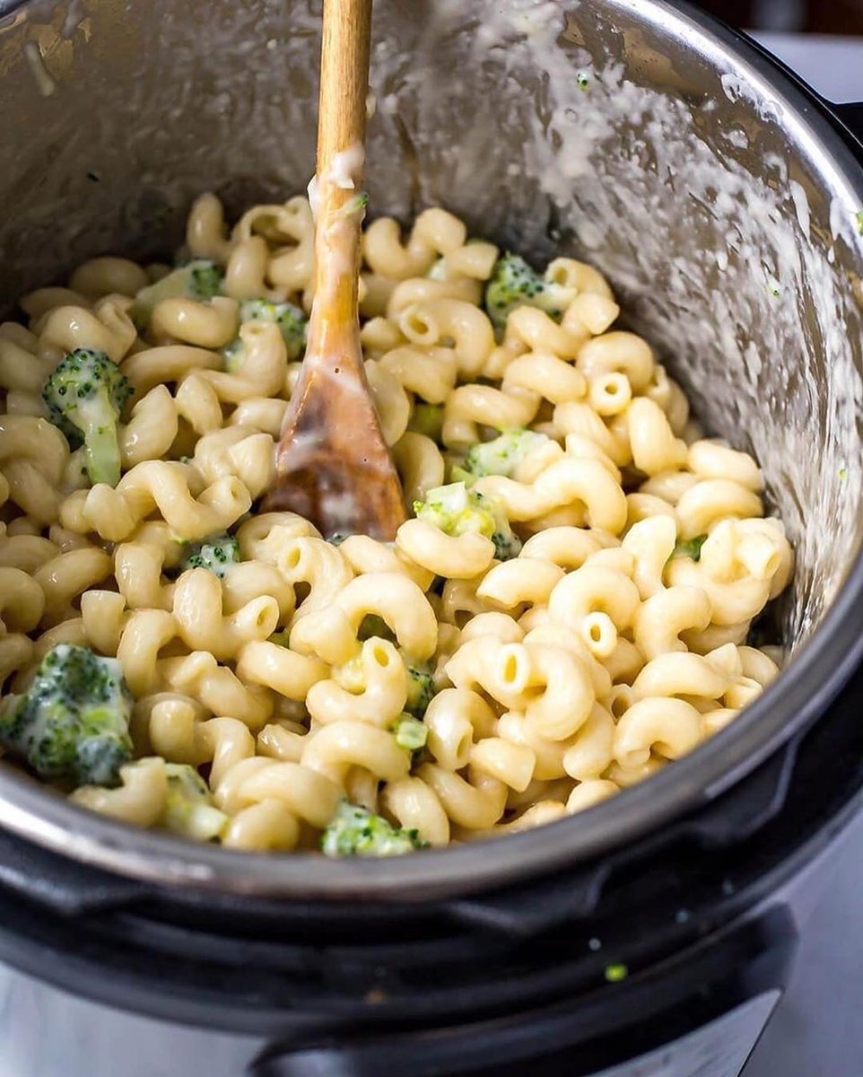 HometownOff's tweet image. Healthy Instant Pot Mac and Cheese 🧀😍⠀
Love this? Then follow @HometownOff 💚⠀