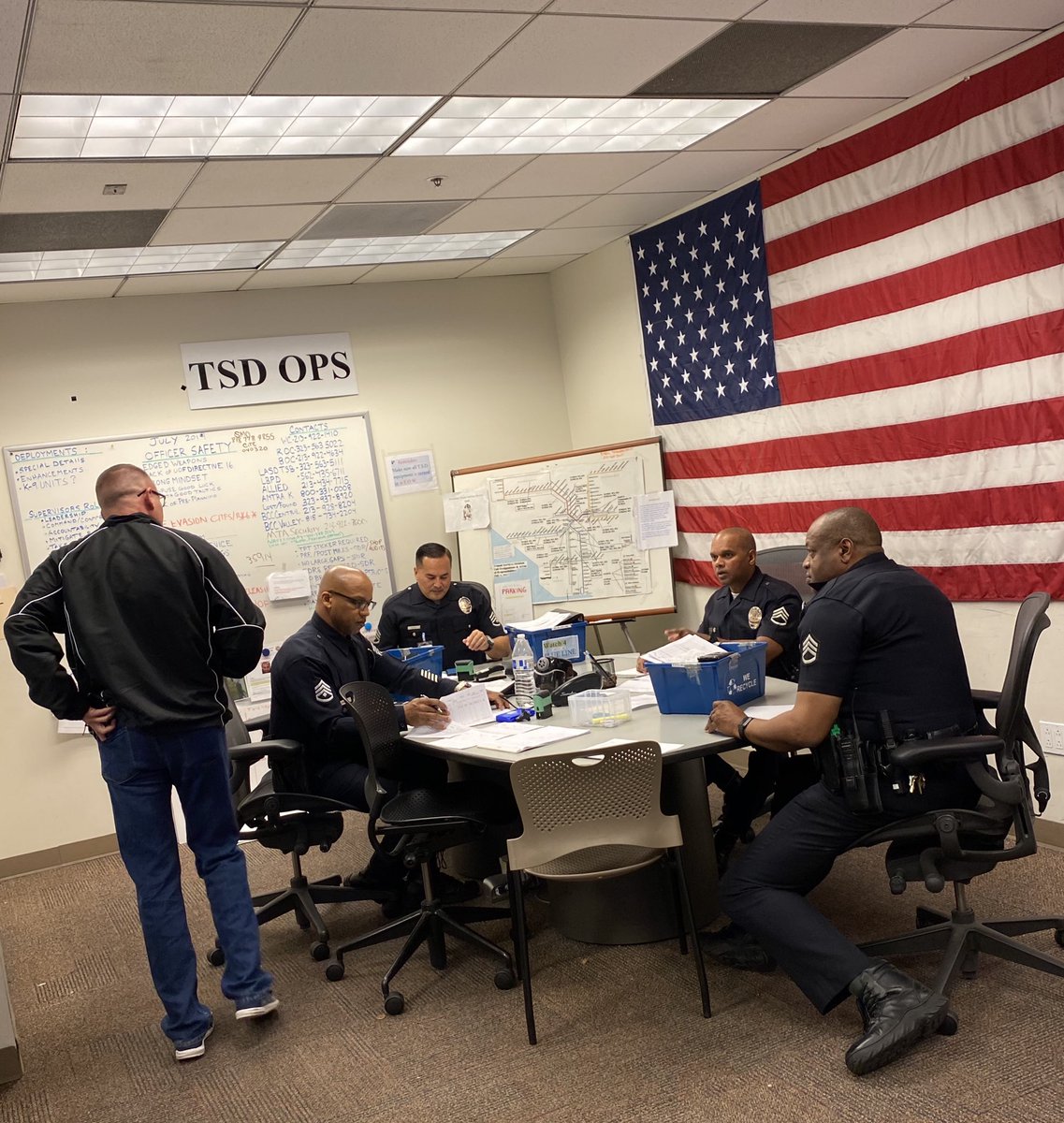 LAPDCaptPRATT's tweet photo. Transit Services Division Leaders preparing for afternoon deployment keeping commuters safe! https://t.co/aMTdEb07bR