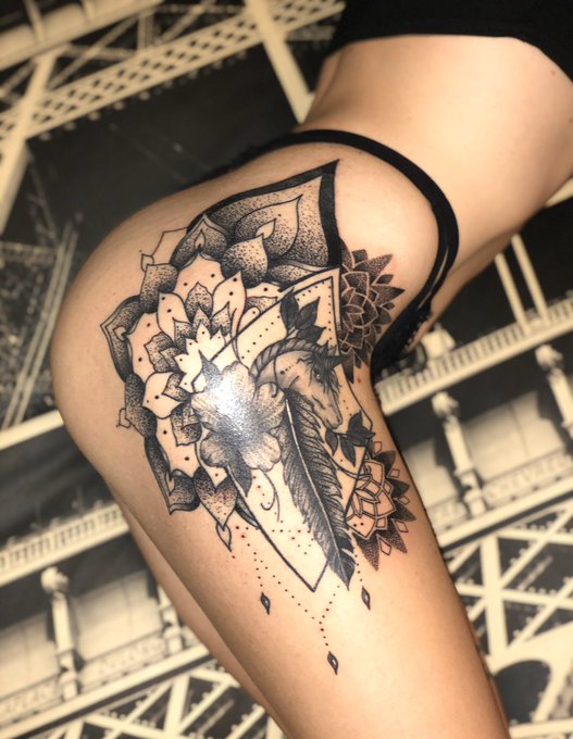 #RT  La licorne a bien chang&eacute; 🦄💉🔥  #tattoo #TattoGirl #dotwork #dotworktattoo #tattooadict #tattoomodel<a href="/tag/rt"class="tags">#RT</a><a href="/tag/tattoo"class="tags">#tattoo</a><a href="/tag/tattogirl"class="tags">#TattoGirl</a><a href="/tag/sexy"class="tags"><span>#sexy</span></a><a href="/tag/inked"class="tags"><span>#inked</span></a><a href="/tag/inkedgirl"class="tags"><span>#inkedgirl</span></a><a href="/tag/ink"class="tags"><span>#ink</span></a><a href="/tag/unicorn"class="tags"><span>#unicorn</span></a><a href="/tag/flower"class="tags"><span>#flower</span></a>