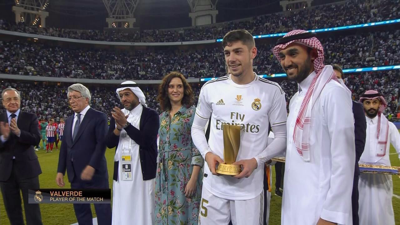 Fede Valverde fue premiado como mejor jugador de la final de la Supercopa.