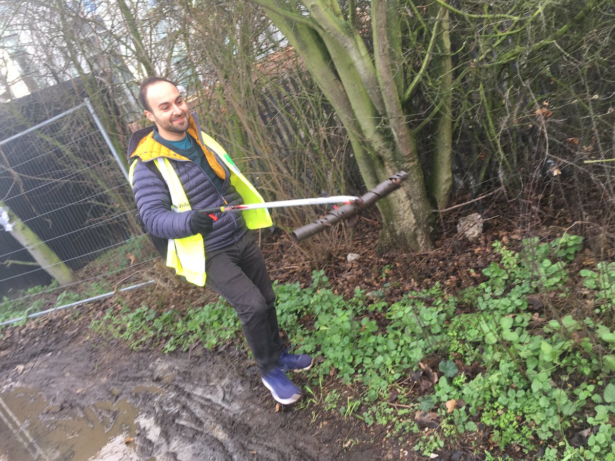 StonebridgeLock's tweet photo. Only went &amp; spent our sunny Sunday diverting 37bags of rubbish &amp; #plasticpollution from @CanalRiverTrust #TottenhamLock, #Lock17 to #StonebridgeLock #LeeNavigation cos our love for the #environment &amp; our local #wildlife is extreme &amp; we’re so emo #LoveTheLea #LeeValleyWildlife https://t.co/aHlwHJ5LxT