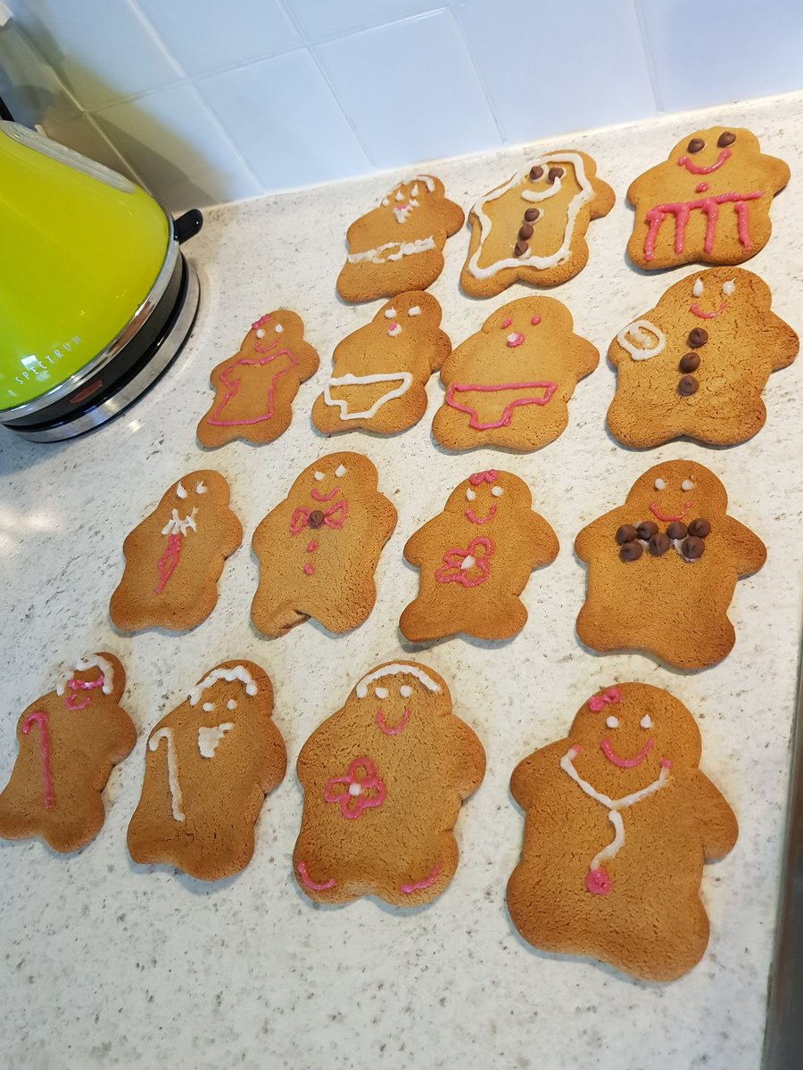 mc_nicki's tweet photo. And not to leave out the little one, here's our homework this week @GPSReception #gingerbreadfamily #DrCharlie ๐๐๐ https://t.co/lpG2hUnabB