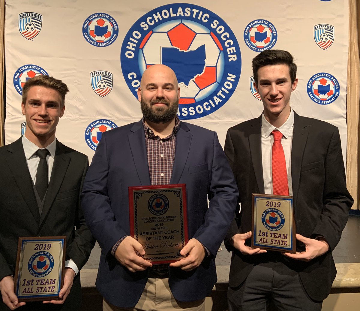 McCrackenToddMc's tweet photo. VB Boys Soccer team well represented at OSSCA All State Soccer Banquet. Assistant Coach of the Year Austin Roberts, 1st team All State Hunter Stone and Nick McCracken. #VBPride https://t.co/6D9H7ElJWR