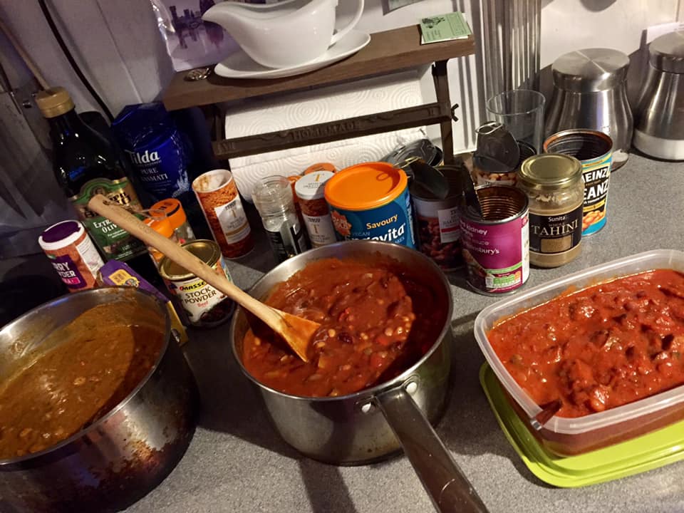 GailStubbings's tweet photo. Fail to prepare, prepare to fail. I've prepped our #Vegan meals for the next three day. Weight loss so far = 4st 5 lbs :) #gettinghealthyagain https://t.co/PWZkAtVJAO