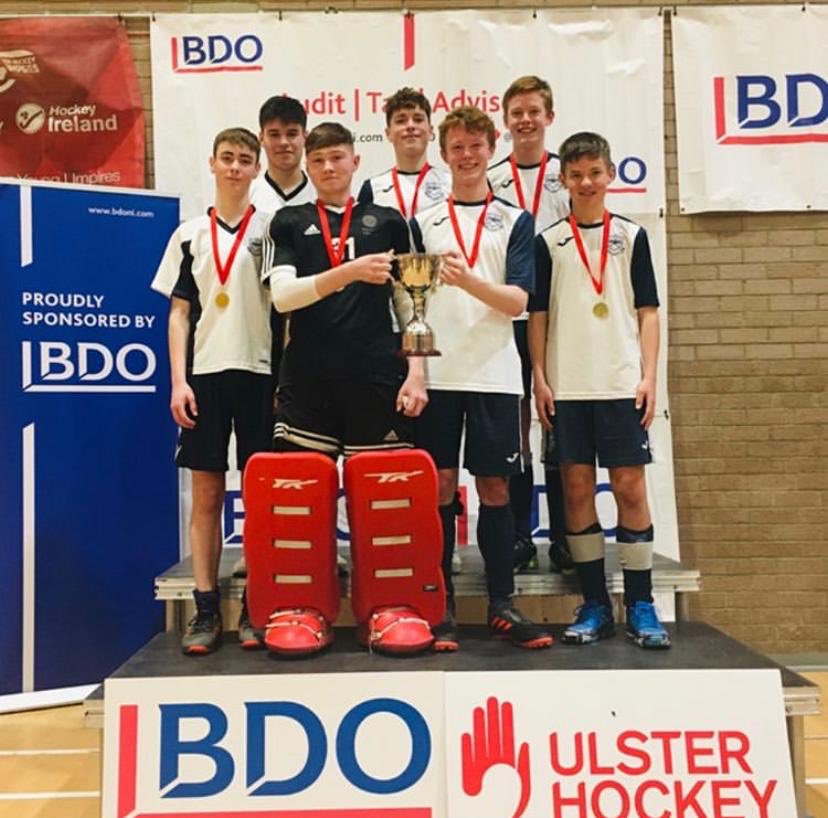 RegentHockey's tweet photo. Massive Congrats to @northdownhockey who won the @BDONI @UlsterHockey U18 Indoor Hockey competition today 🏆 

There was a strong Regent representation in the squad, all seven are Regent House pupils! 

#TeamRegent 🔴⚪️⚫️ https://t.co/E5nswzebGl