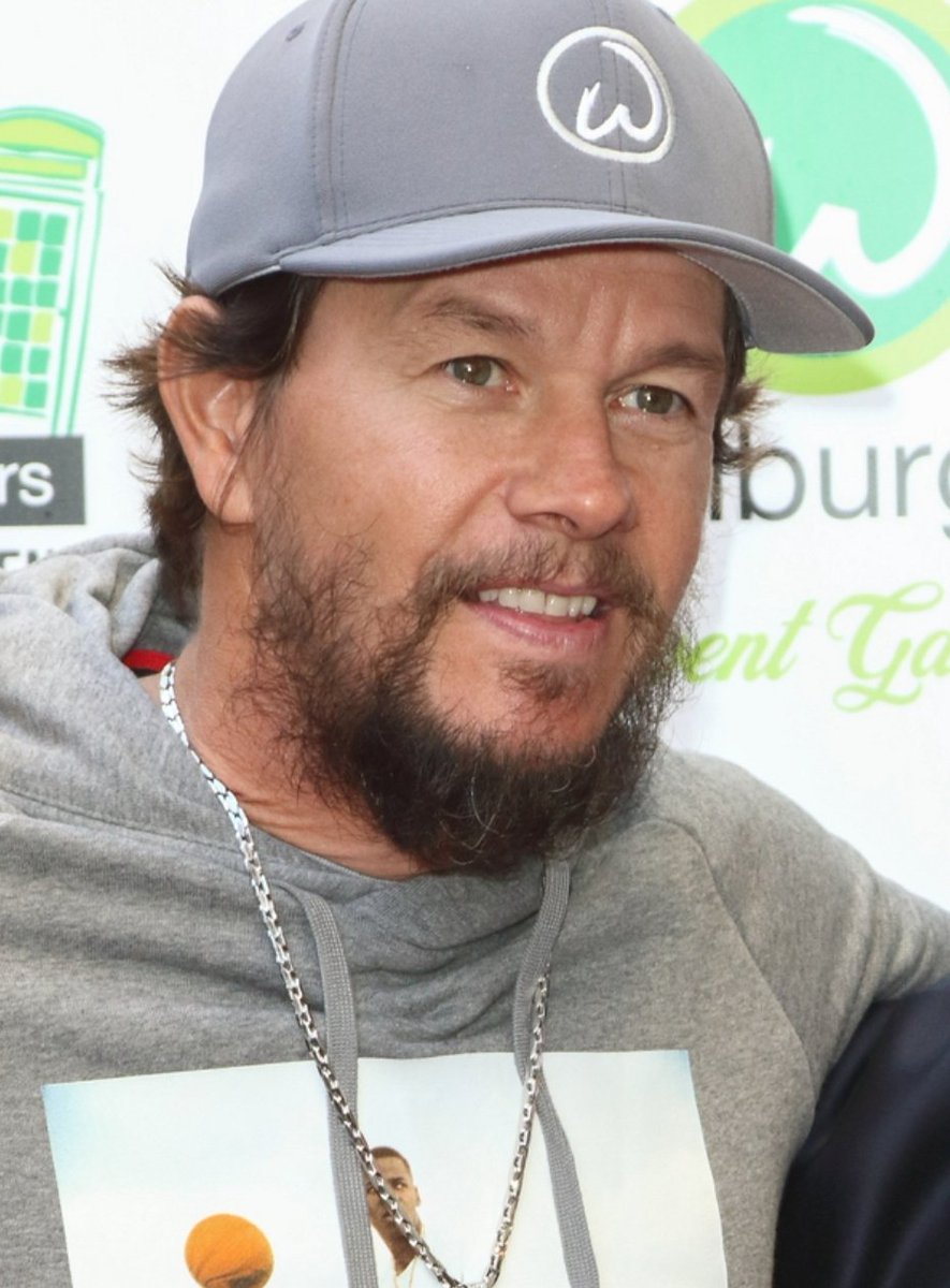 beards_bad's tweet photo. Mark Wahlberg has an ugly #badbeard https://t.co/OaHE8geEHW