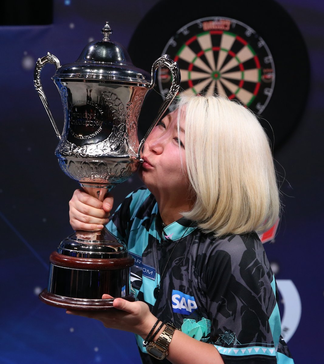 BDO Darts (@bdodarts) on Twitter photo Mikuru Suzuki retained her BDO Ladies World Championship Title last night, who will join her in being crowned a 2020 BDO World Champion?
#BDODarts
📷Tip op Pics/<a href="/ProSportsImages/">Pro Sports Images</a> Mikuru Suzuki retained her BDO Ladies World Championship Title last night, who will join her in being crowned a 2020 BDO World Champion?
#BDODarts
📷Tip op Pics/<a href="/ProSportsImages/">Pro Sports Images</a>