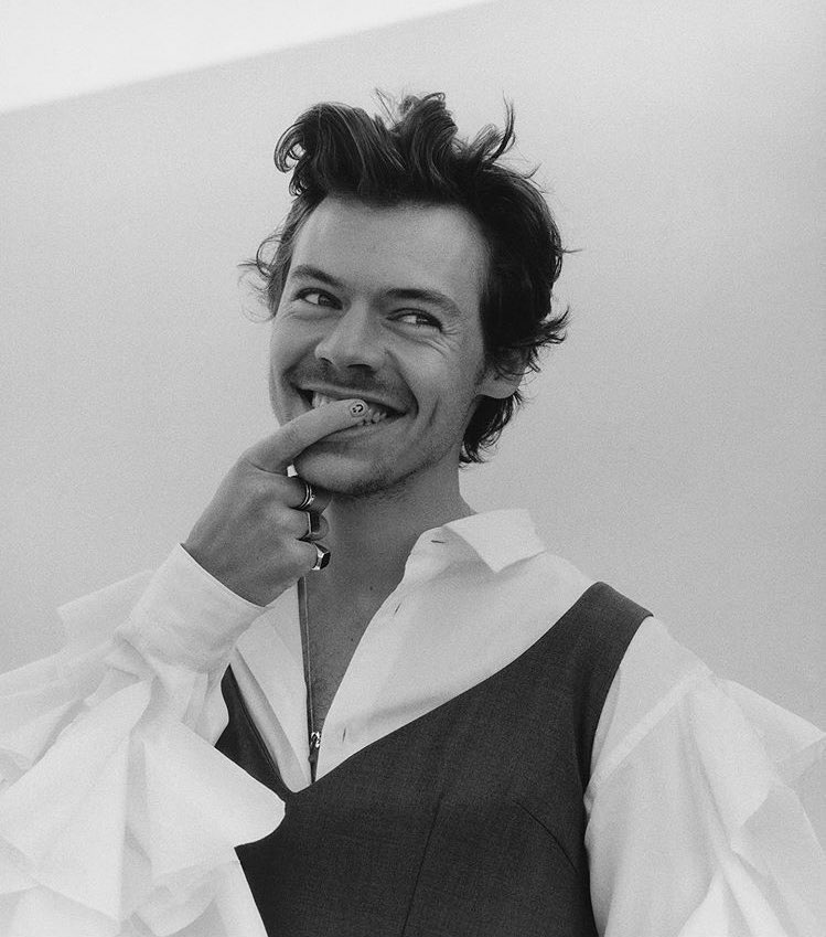 Livloveslarry's tweet photo. A thread of all the SM AU's I've ever read or could find again for me to remember:) https://t.co/1PbIJfKDZU